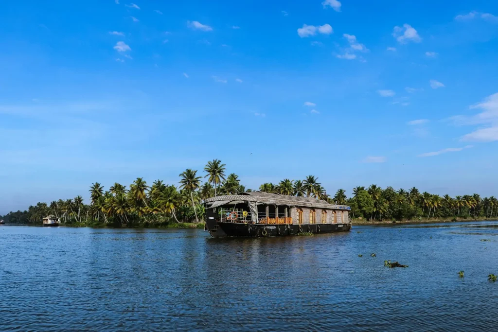 kerala-houseboat